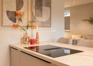 Japandi-woonkeuken in Bergschenhoek | Keukenspecialisten.nl