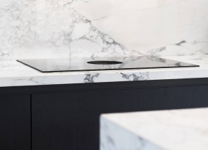 Luxe keuken met marmeren kookeiland | Kitchenstudio