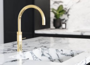 Luxe keuken met marmeren kookeiland | Kitchenstudio