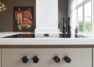 Tijdloze leefkeuken met kookeiland | Kitchenstudio