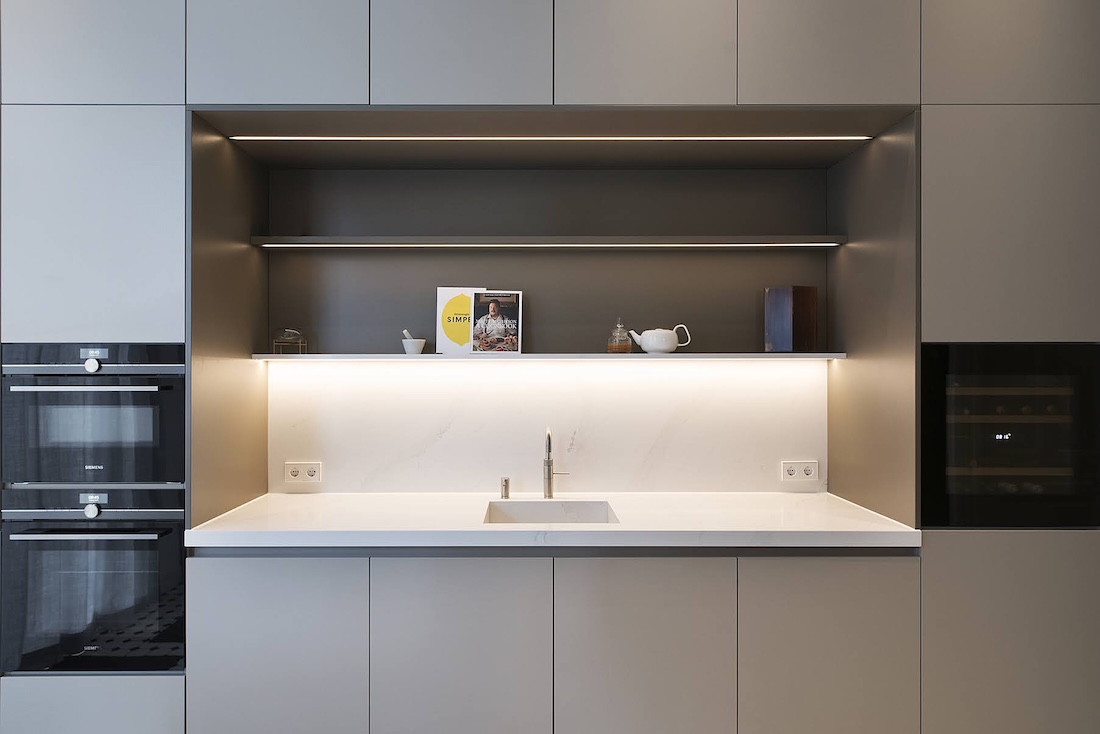 Tijdloze leefkeuken met kookeiland | Kitchenstudio