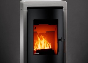 Een houtkachel die na het branden nog lang verwarmt