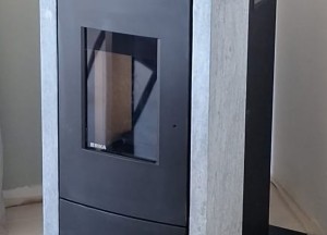 RIKA Como2 pelletkachel die warmte kan nastralen dankzij speksteen - RIKA: De Oostenrijkse kachel