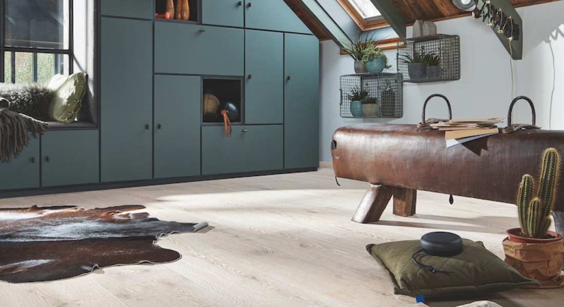 Zo combineer je een houten vloer met je interieurstijl (van modern tot landelijk)