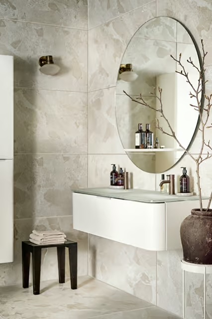 Flakes Comet Cream | vtwonen tegels by Douglas & Jones