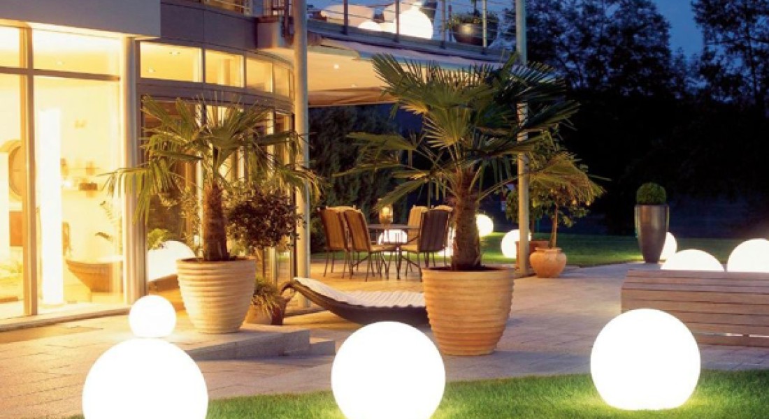Tuinverlichting die sfeer én veiligheid brengt