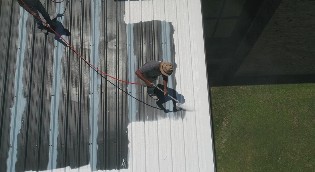 Innovatieve dakoplossingen met sandwichpanelen