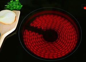 Inductie kookplaat met afzuiging: stijlvol, stil en slim koken