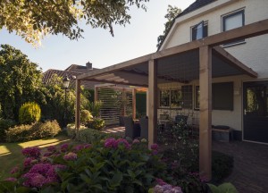 Landelijke tuin: rust, ruimte en natuurlijke materialen - 