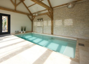 Binnenzwembad of buitenzwembad: wat kies je? - 