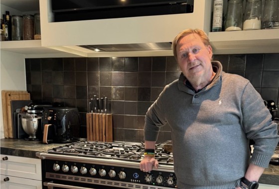 Oos Kesbeke over eten, koken en thuis zijn - Steel