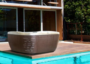 Combinatie van zwembad en jacuzzi: ultiem genieten thuis - 