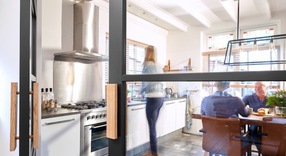 Houten deuren met industriële look