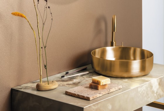 Gekleurde kranen als blijvende badkamertrend