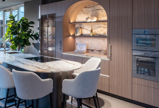 Nieuw in de showroom van Tieleman: Exclusieve maatwerk keuken