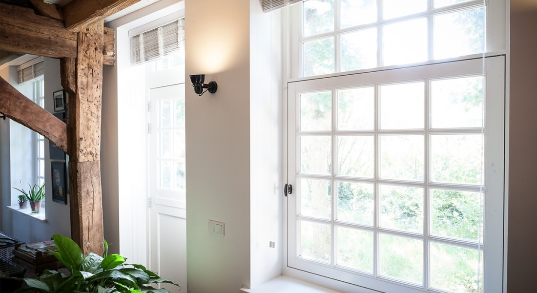 Zo geef je jouw woning een luxe uitstraling met houten kozijnen