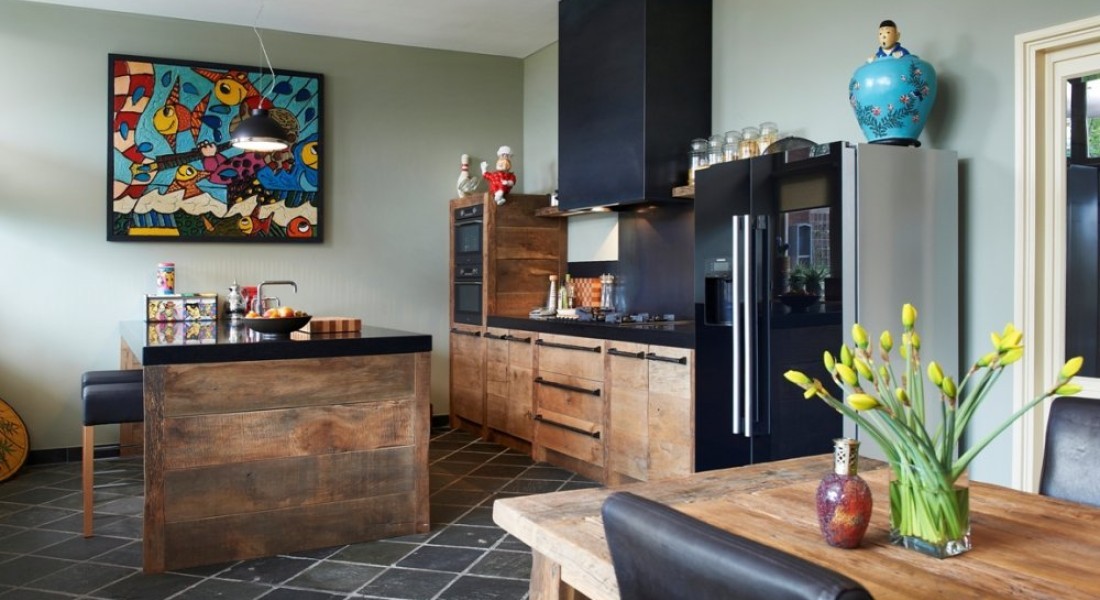 Greeploos, mat of houtlook? Zo kies je keukenfronten die mooi blijven