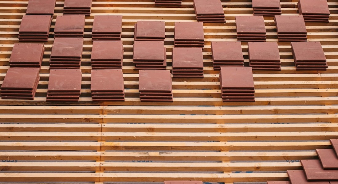 Dezelfde woning, nieuw dak: hoe je dakbedekking kan bijdragen aan je wooncomfort