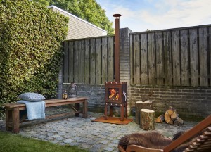 Een terraskachel maakt buiten zitten het hele jaar mogelijk - Reny