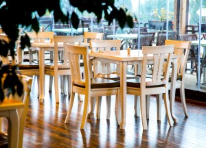 Welk horeca meubilair zet jij in je zaak en op je terras?