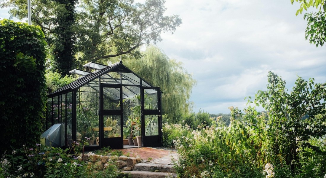Je tuin slimmer inrichten zonder dat het een project van maanden wordt