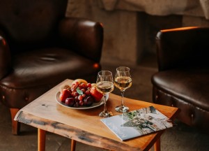 Een haard als hart van je interieur: zo stem je alles op elkaar af