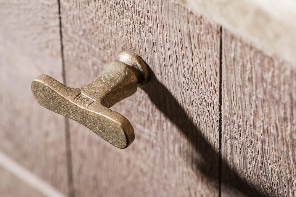 Meubelbeslag in Ruw Brons | Dauby