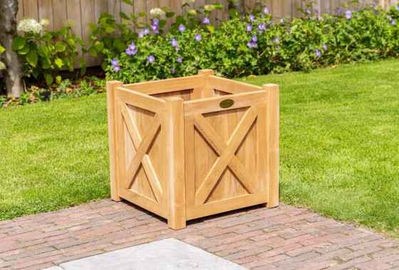 Maak je tuin lenteklaar met teakhouten tuinmeubelen