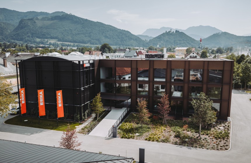 HOUT-, PELLET EN COMBIKACHELS