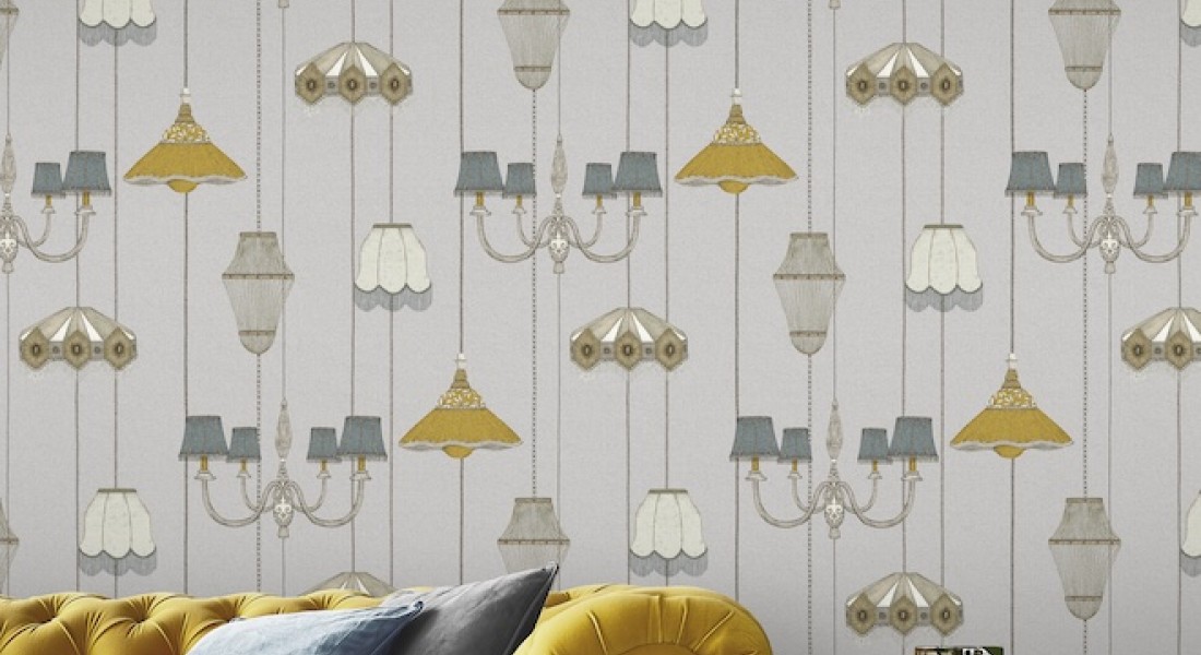 Kroonluchters tegen de muur