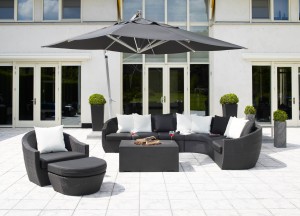 De ideale loungehoek in je tuin creëren