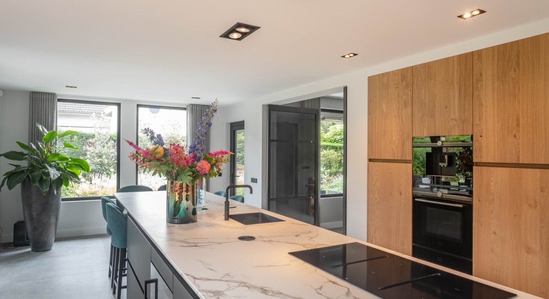 Een nieuwe keuken zonder verbouwing met De Keukenvernieuwers