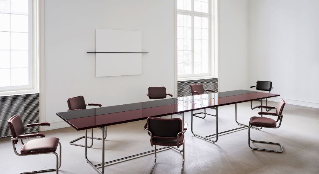 Jil Sander geeft iconische Thonet ontwerpen een nieuw gezicht