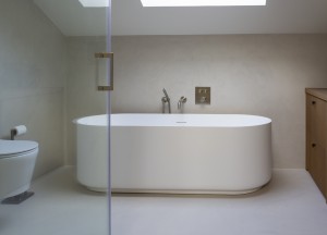 Microcement in de badkamer - Motion Gietvloeren