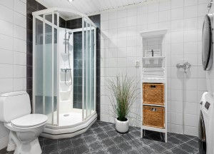 Lekkage in de badkamer: wie betaalt de schade?