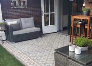 Portugese tegels buiten leggen? Dit wil je weten over cementtegels en keramische tuintegels - Floorz