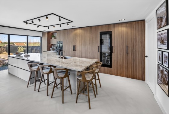Binnenkijken in een luxe keuken met unieke details