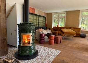 Klassieke houtkachel op draaiplateau - Art of Fire