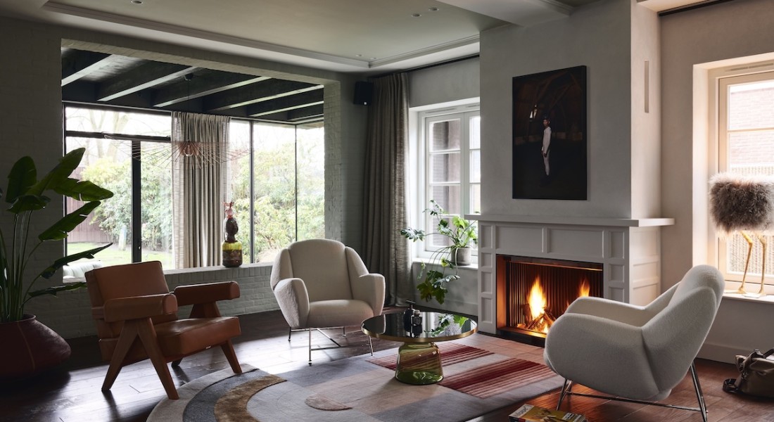 Project Jeroen van Zwetselaar: Riverside Villa