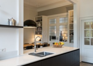 Open keuken of gesloten keuken: wat zijn de voor- en nadelen?
