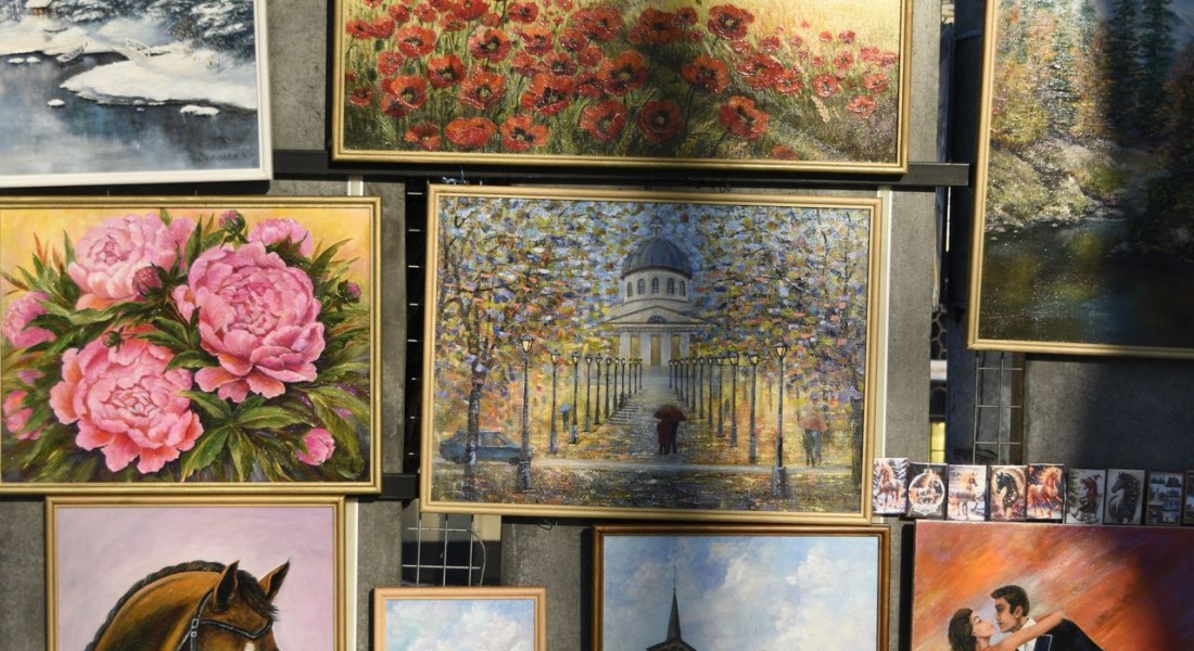 Waarom een plexiglas schilderij de perfecte finishing touch is voor een modern interieur