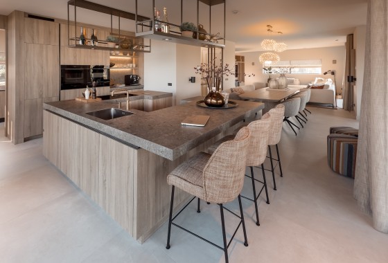 Warm, ruim en gezellig: de perfecte leefkeuken