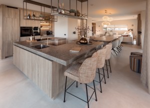 Warm, ruim en gezellig: de perfecte leefkeuken