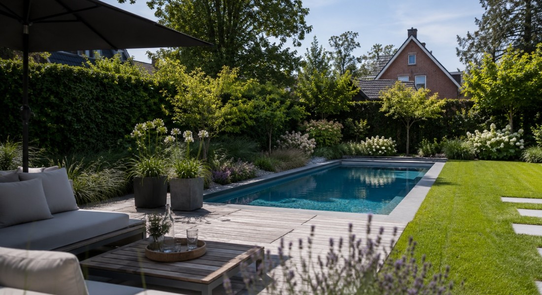 Een zwembad in de tuin: waar moet je op letten?