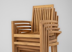 Ontdek Comfort en Stijl met Stapelbare Teak Tuinstoel Set - Model Pile (Set van 4)