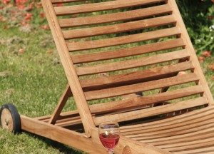 Ontspan in Stijl met Ons Teak Ligbed in Miami Design - Luxe Buitencomfort