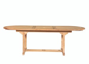 Ontdek de uitschuifbare ovale tuintafel van teakhout, die uitrekt tot 240 cm. Perfect voor zes personen, met RVS bouten en beslag en een ingebouwde parasolopening.