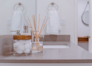 Je badkamer opnieuw afkitten: 5 handige tips