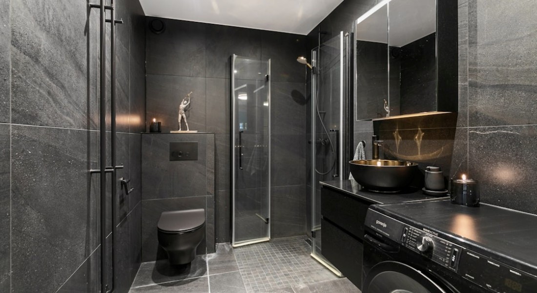 Een stijlvolle badkamer begint bij de juiste deur