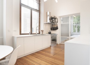 Witte keuken in monumentaal pand | Kitchenstudio - Kitchenstudio